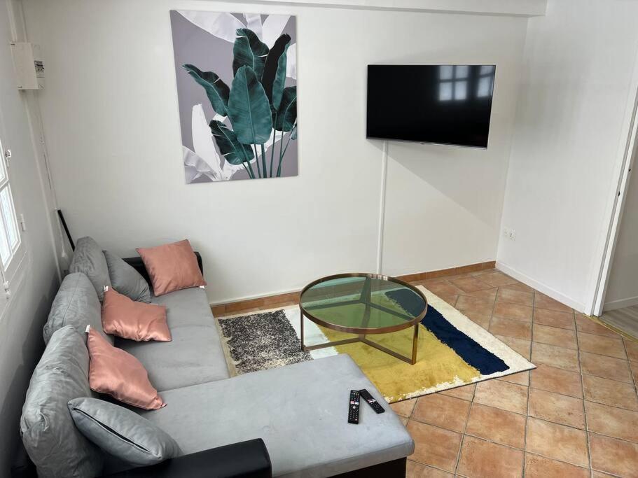 Appartement Cosy Et Bien Situe 法兰西堡 外观 照片